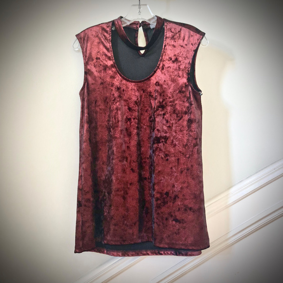 Vince Camuto NWT Stretch Burgundy Shimmer Choker Tank Top - Picture 3 of 8